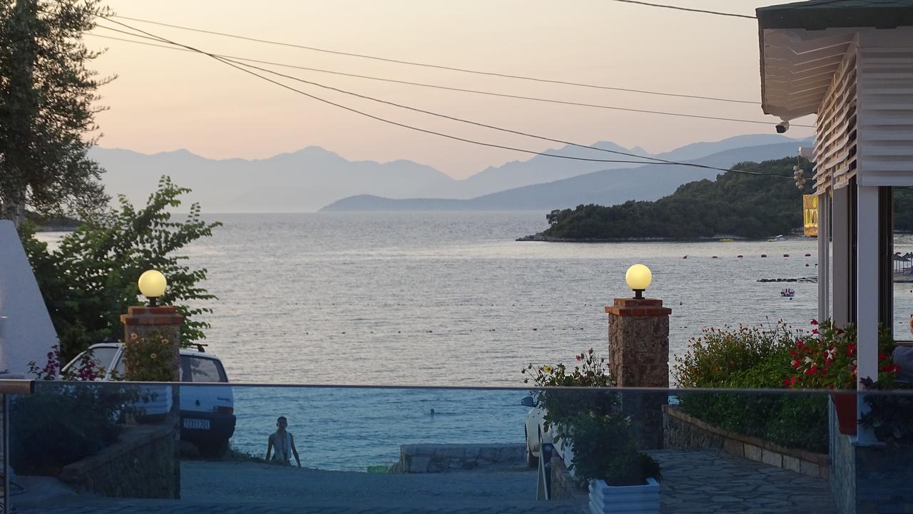 Hotel De Luna Ksamil Kültér fotó