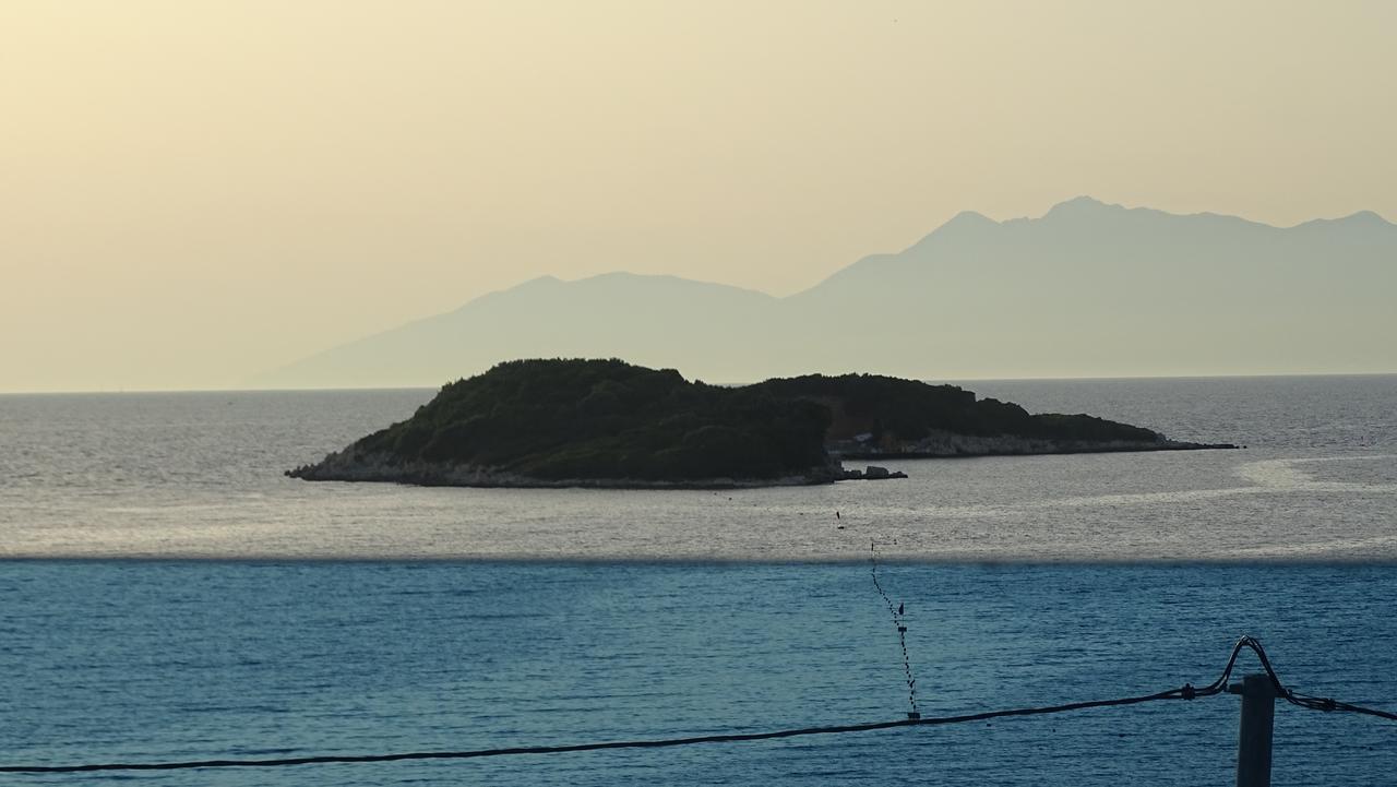 Hotel De Luna Ksamil Kültér fotó