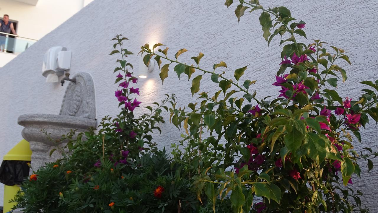 Hotel De Luna Ksamil Kültér fotó