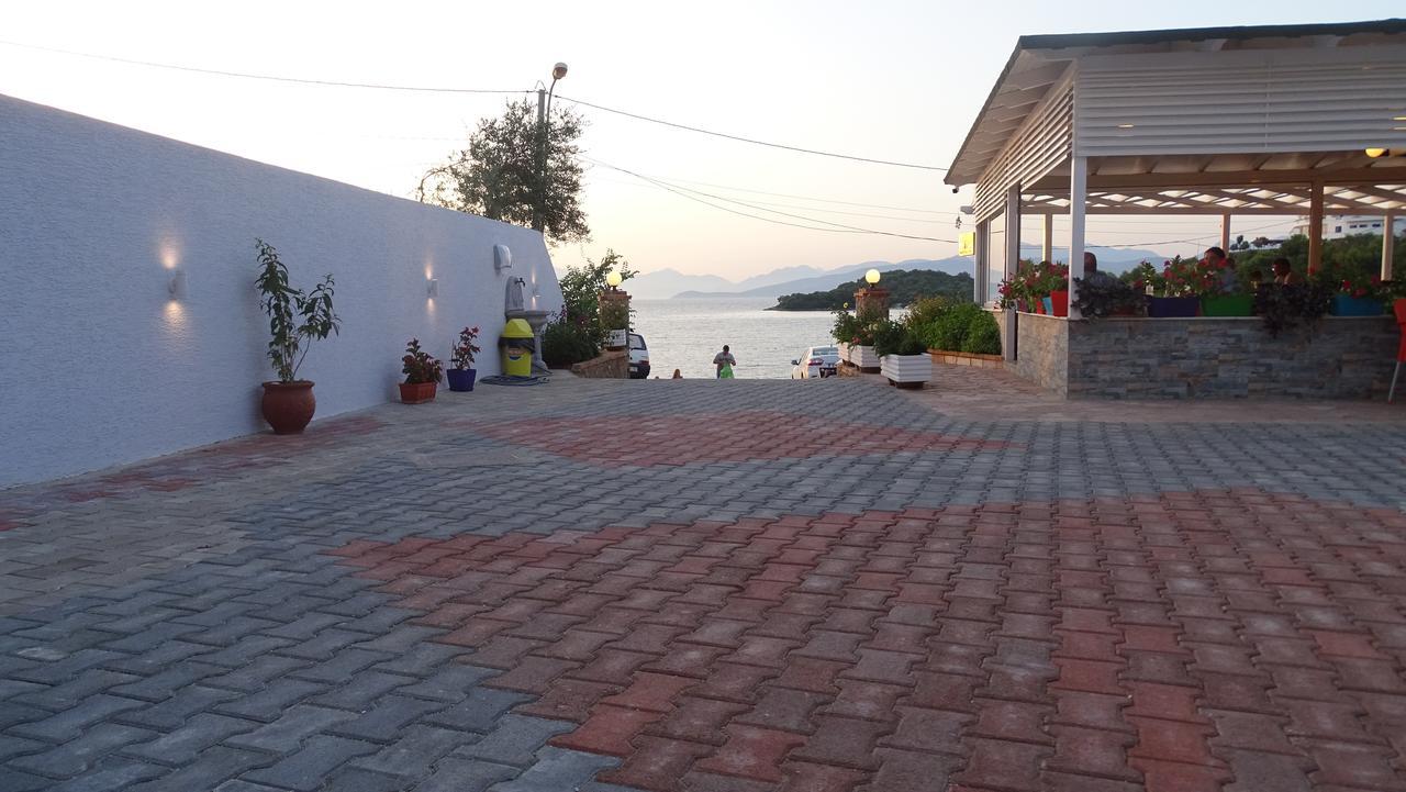 Hotel De Luna Ksamil Kültér fotó